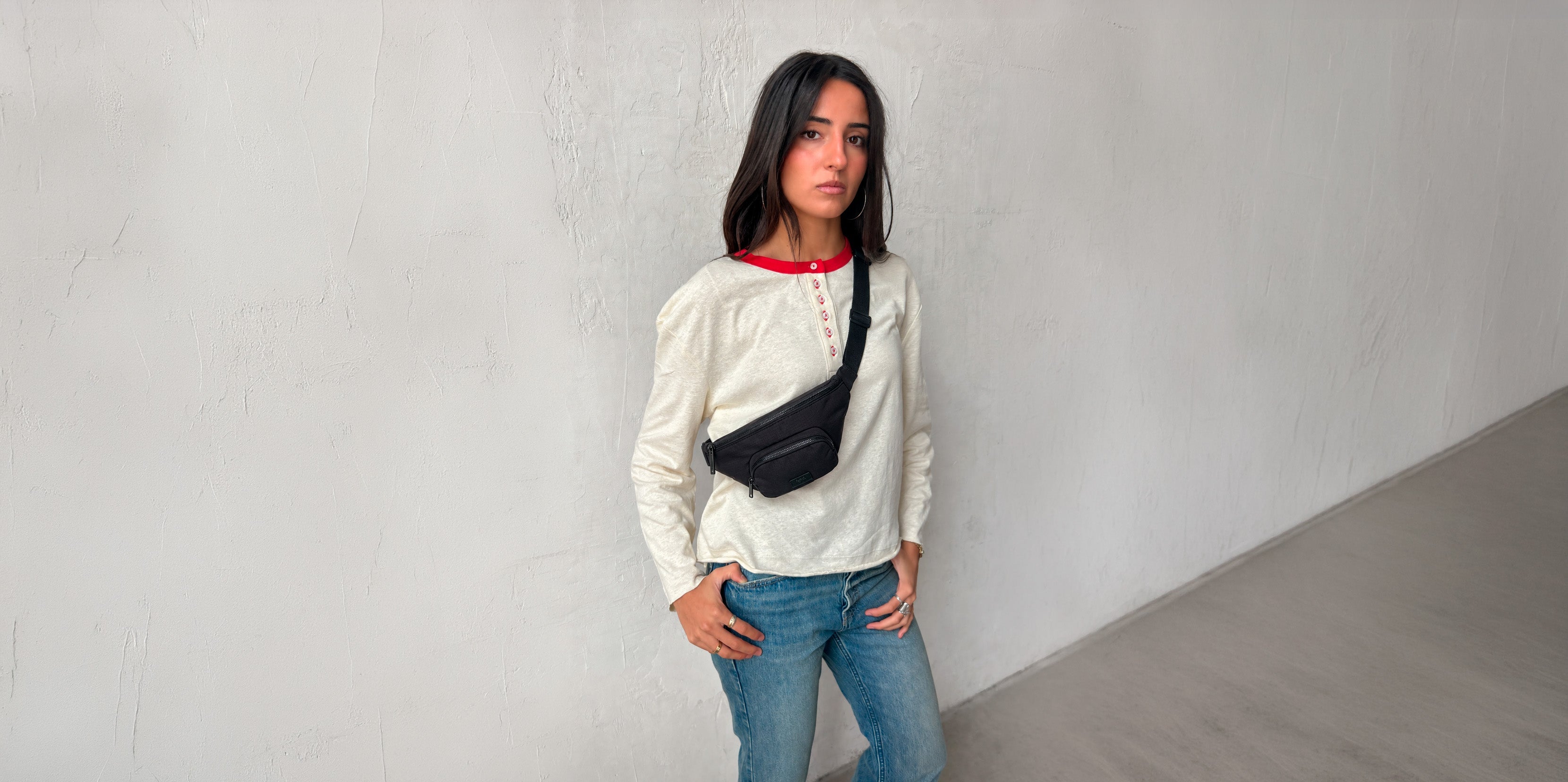 Atlas Crossbody