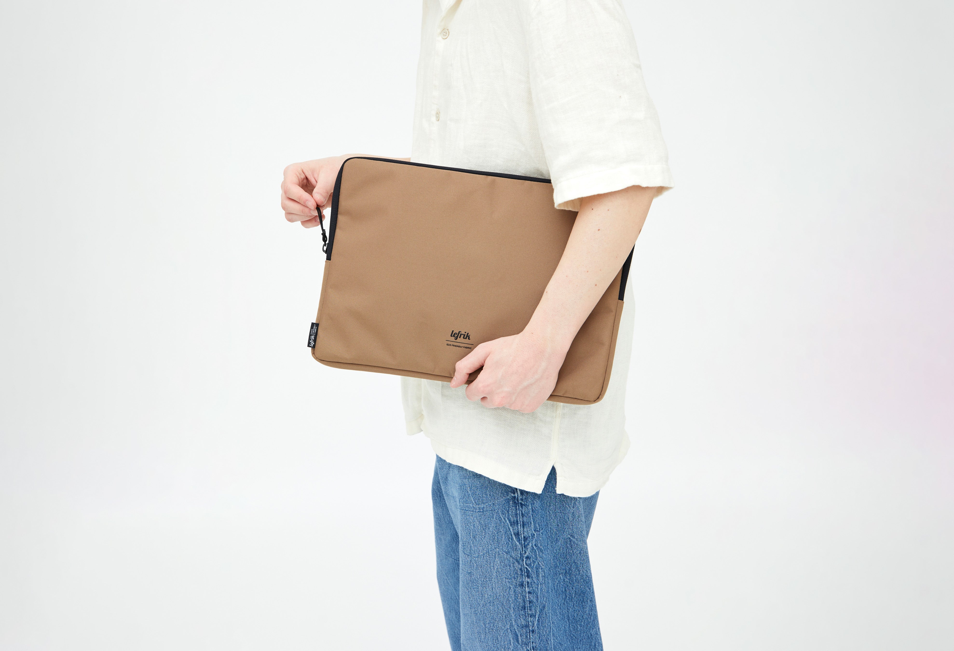 Capture Laptop Case 15"